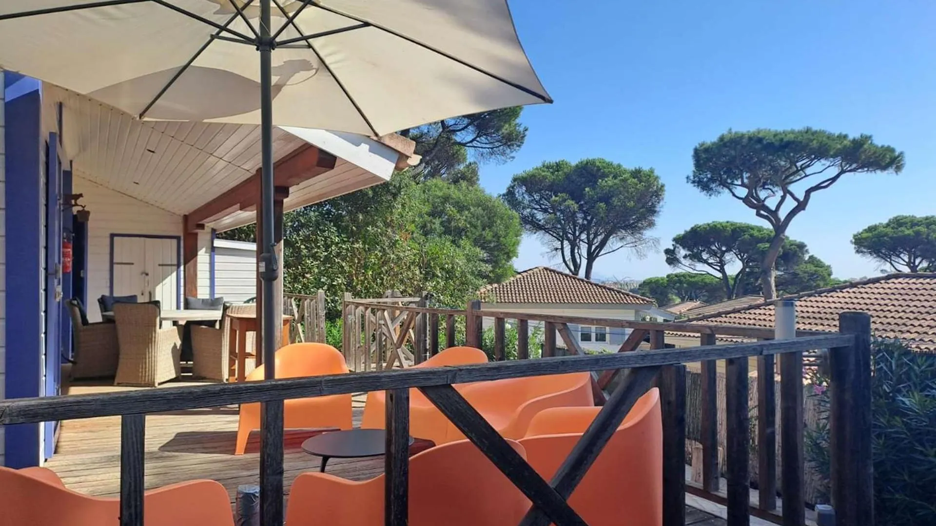 Gasmim64 Chalet Californien Pour 6 Personnes Proche St-Tropez Gassin